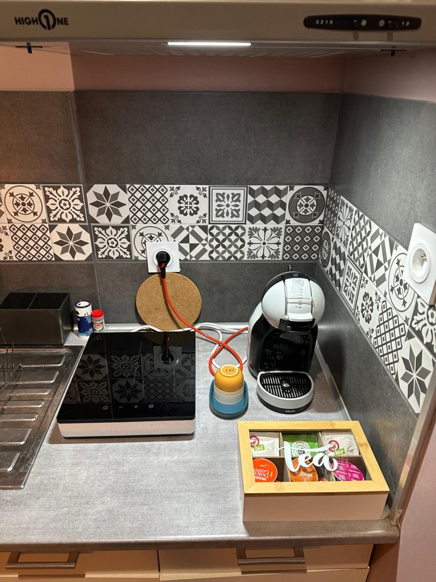 La Tiny : Adorable Petit Studio /Parking Gratuit. Ангулем Экстерьер фото